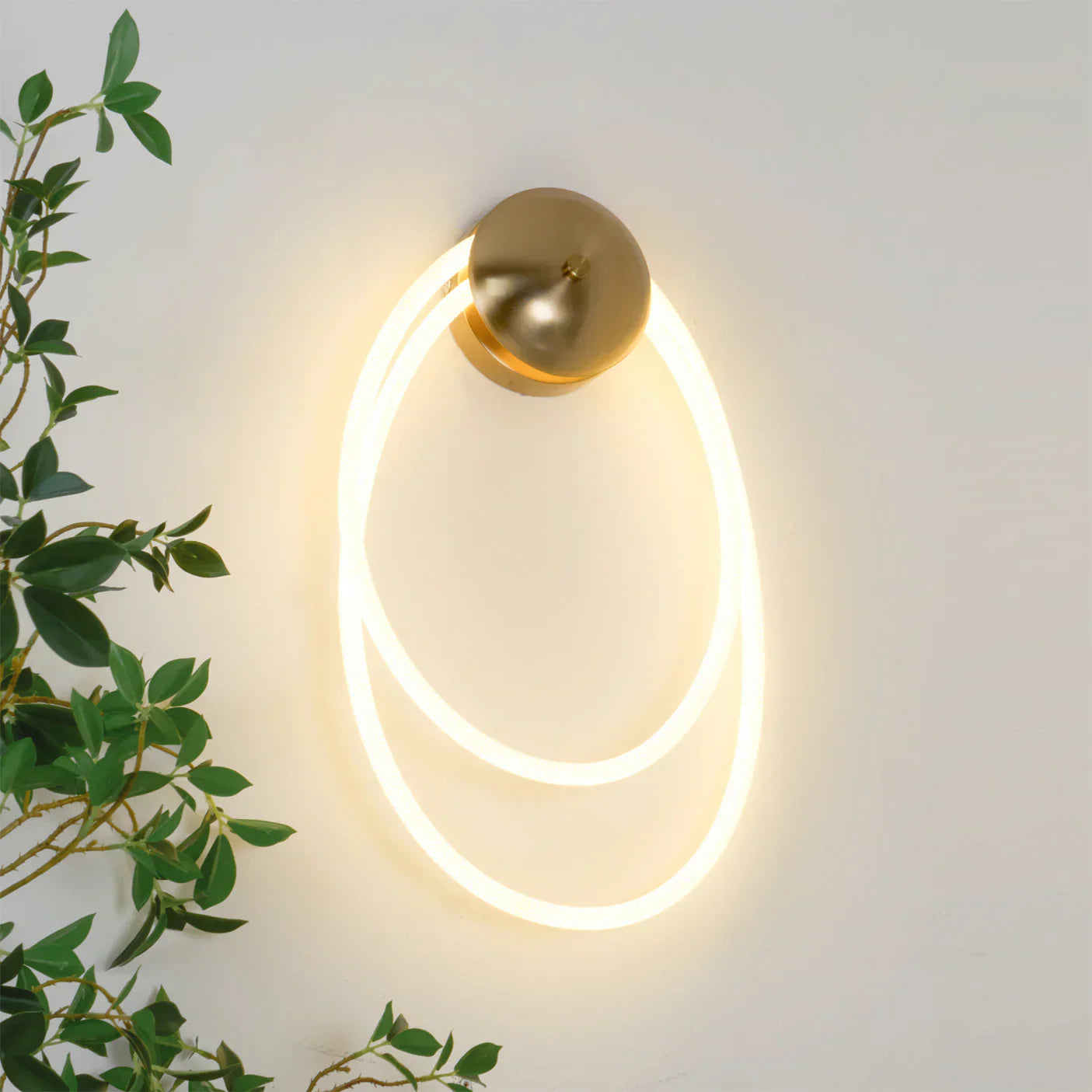 Braided Silicone Rope Wall Light for Modern Rooms | Raynora