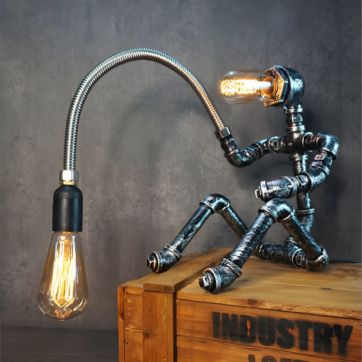 Industrial Metal Steampunk Table Lamp | Skandiq
