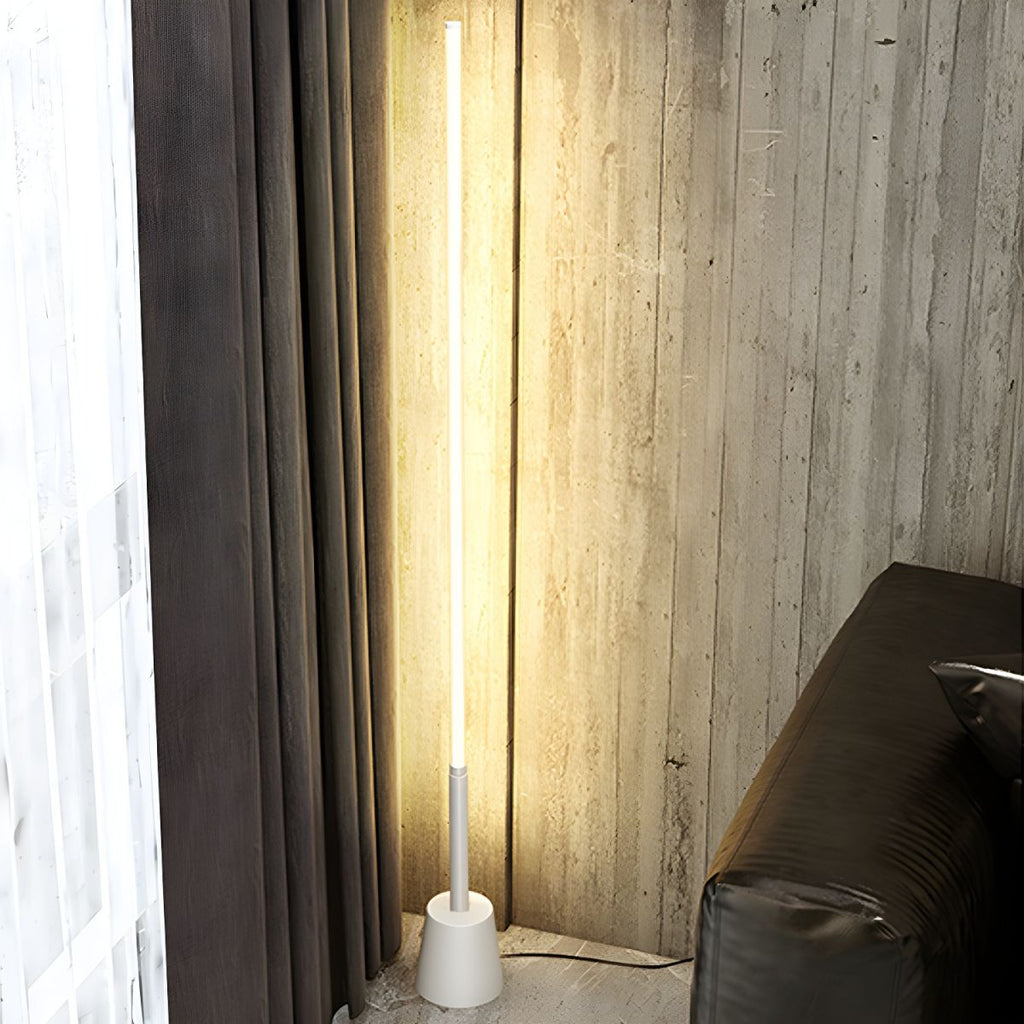 Linear Metal Frame Floor Lamp Modern Design | Zenvora