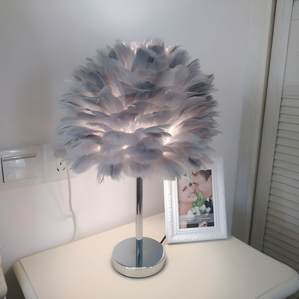Modern Feather Shade Table Lamp for Bedside | Luneria