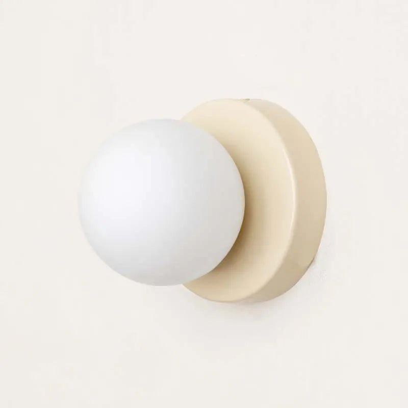 Modern Glass LED Wall Lamp for Interior Spaces | Kelvian