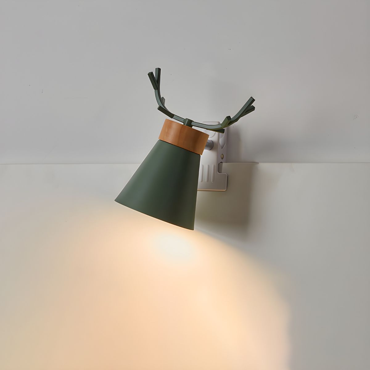 Modern Macaron Style Clamp Base Table Lamp | Asvien