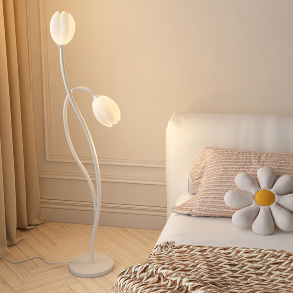 Modern Sculptural Metal Flower Floor Lamp Design | Kelvino
