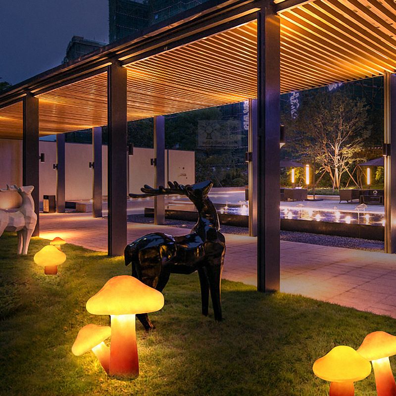 Mushroom Garden Ground Light Outdoor Resin LED | Farvico