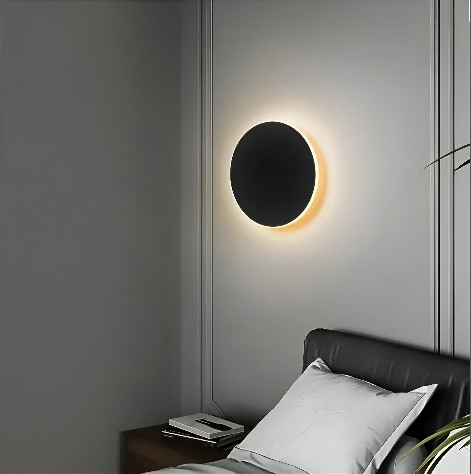 Nordic Aluminium LED Motion Sensor Wall Light Design | Varqis