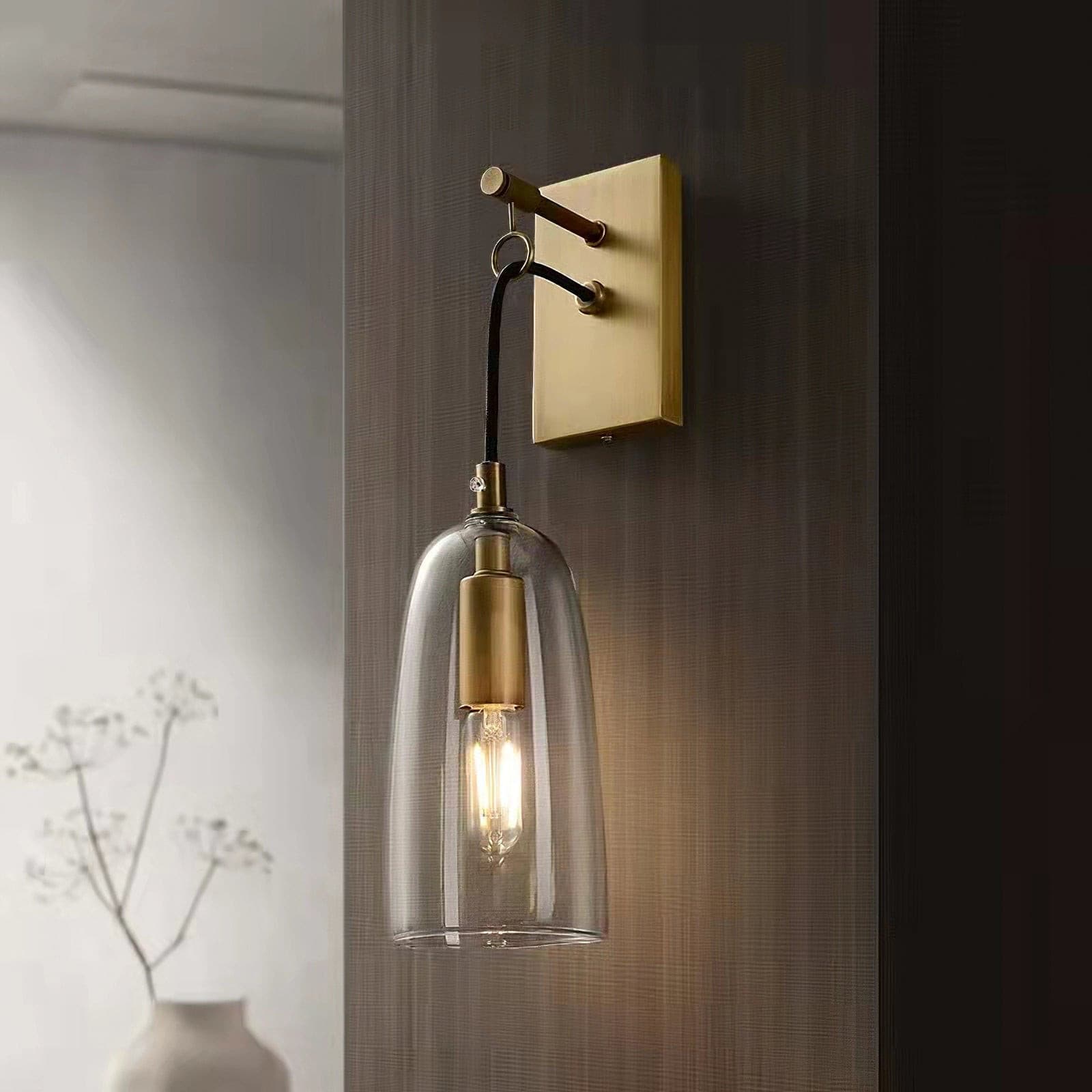 Nordic Brass Glass Wall Light for Interior Spaces | Bralune