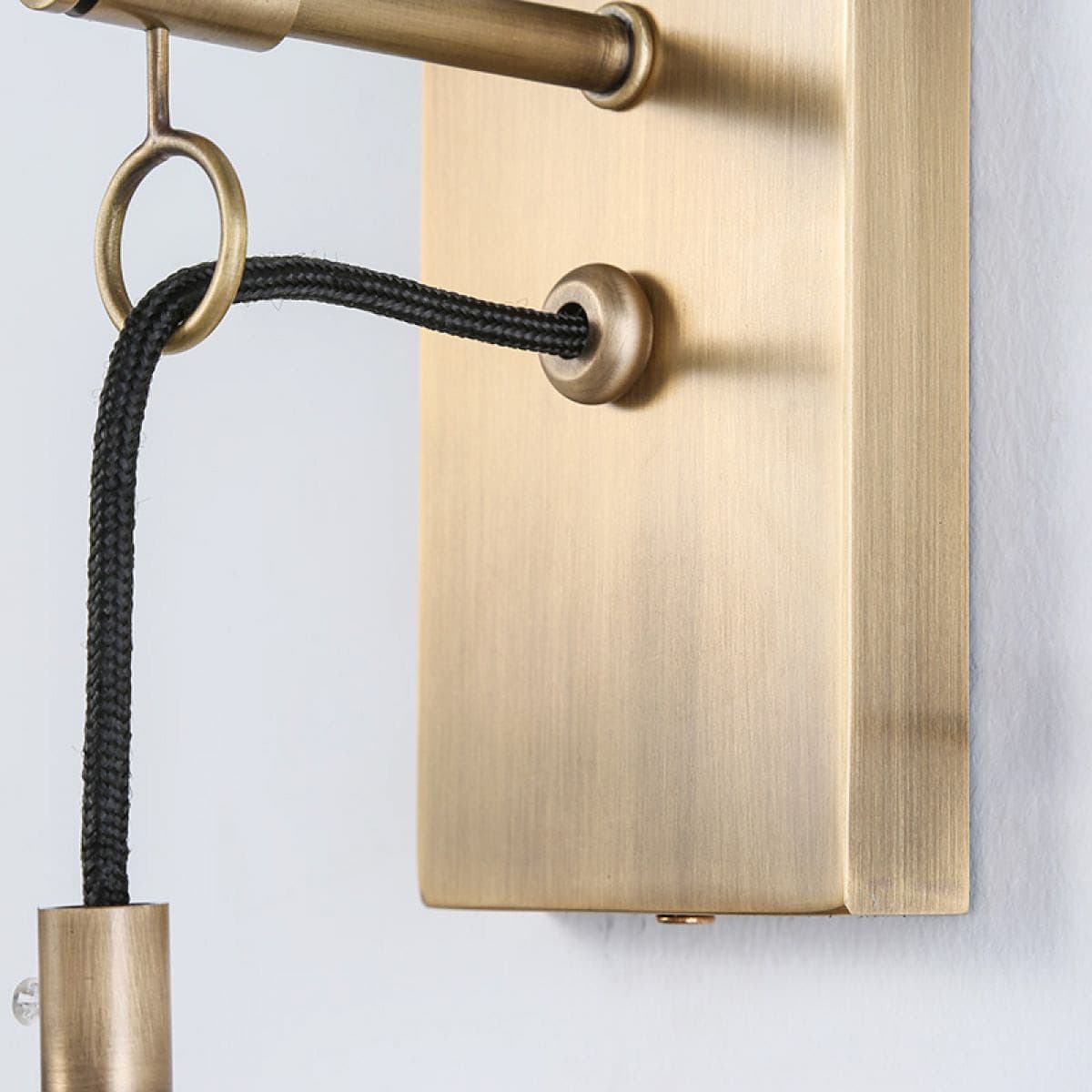 Nordic Brass Glass Wall Light for Interior Spaces | Bralune