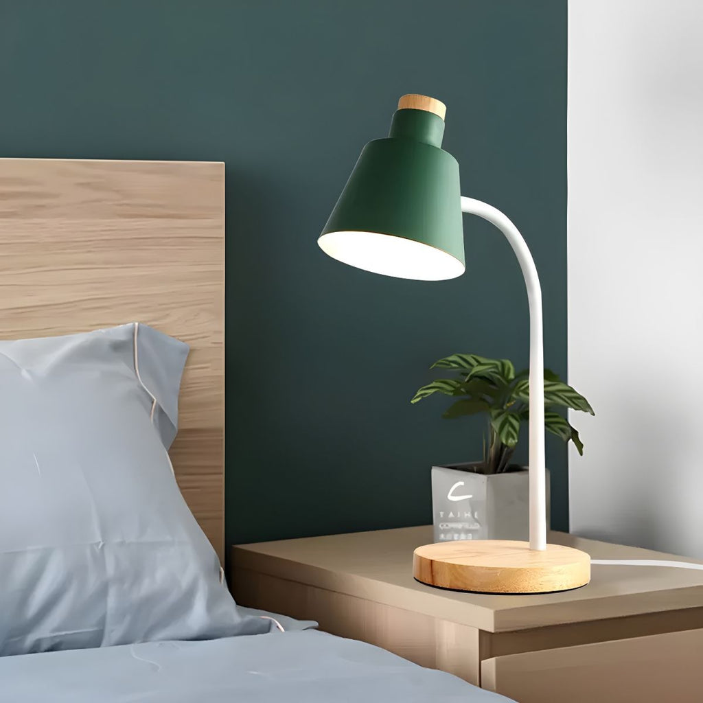 Nordic Metal Shade Table Lamp for Desk | Lunetra
