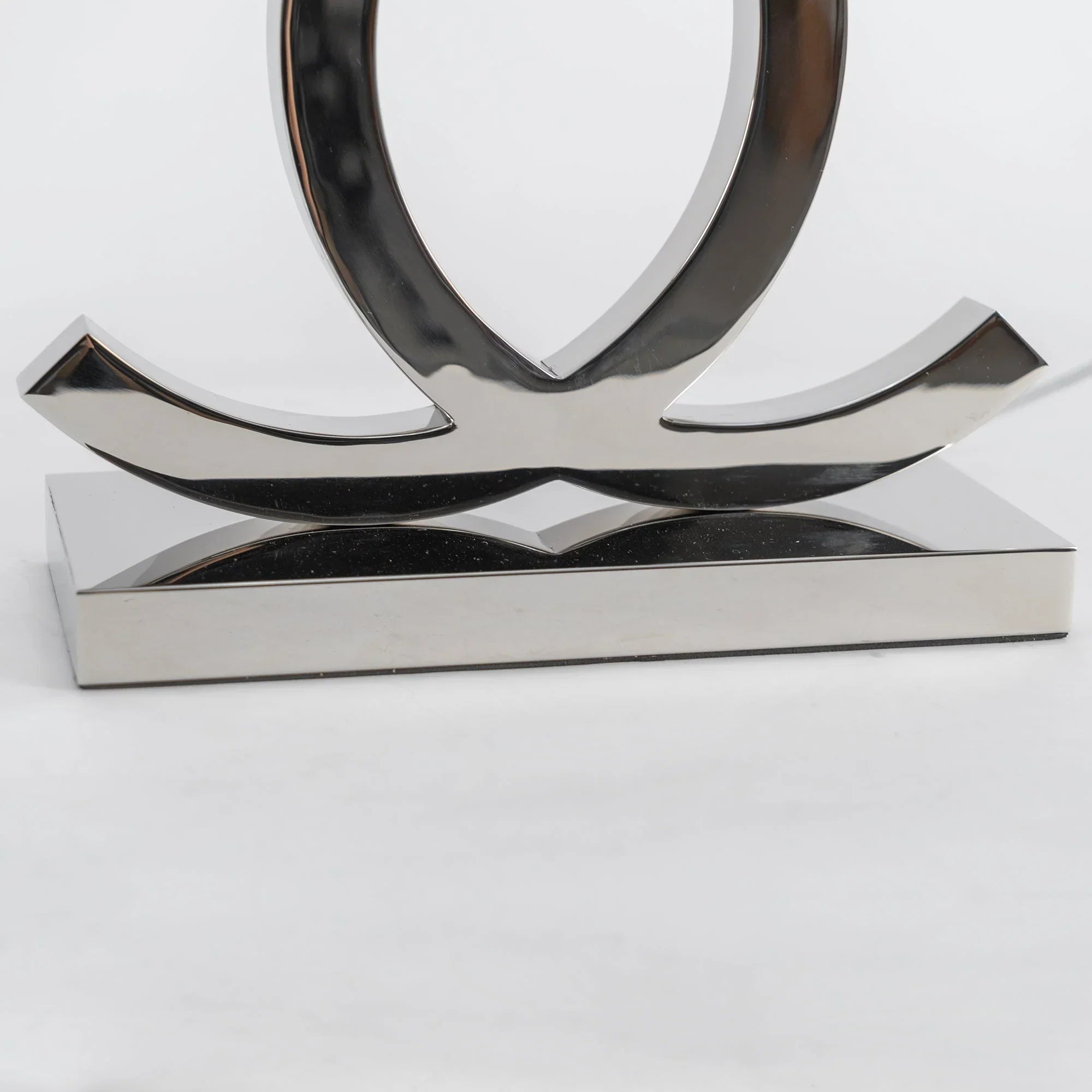 Nordic Stainless Steel Table Lamp Design | Humelo