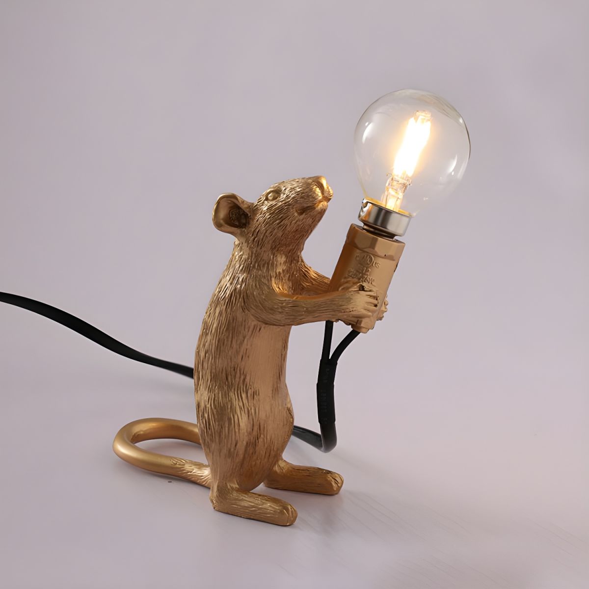 Nordic Style Gold Resin Mouse Table Lamp | Rattate