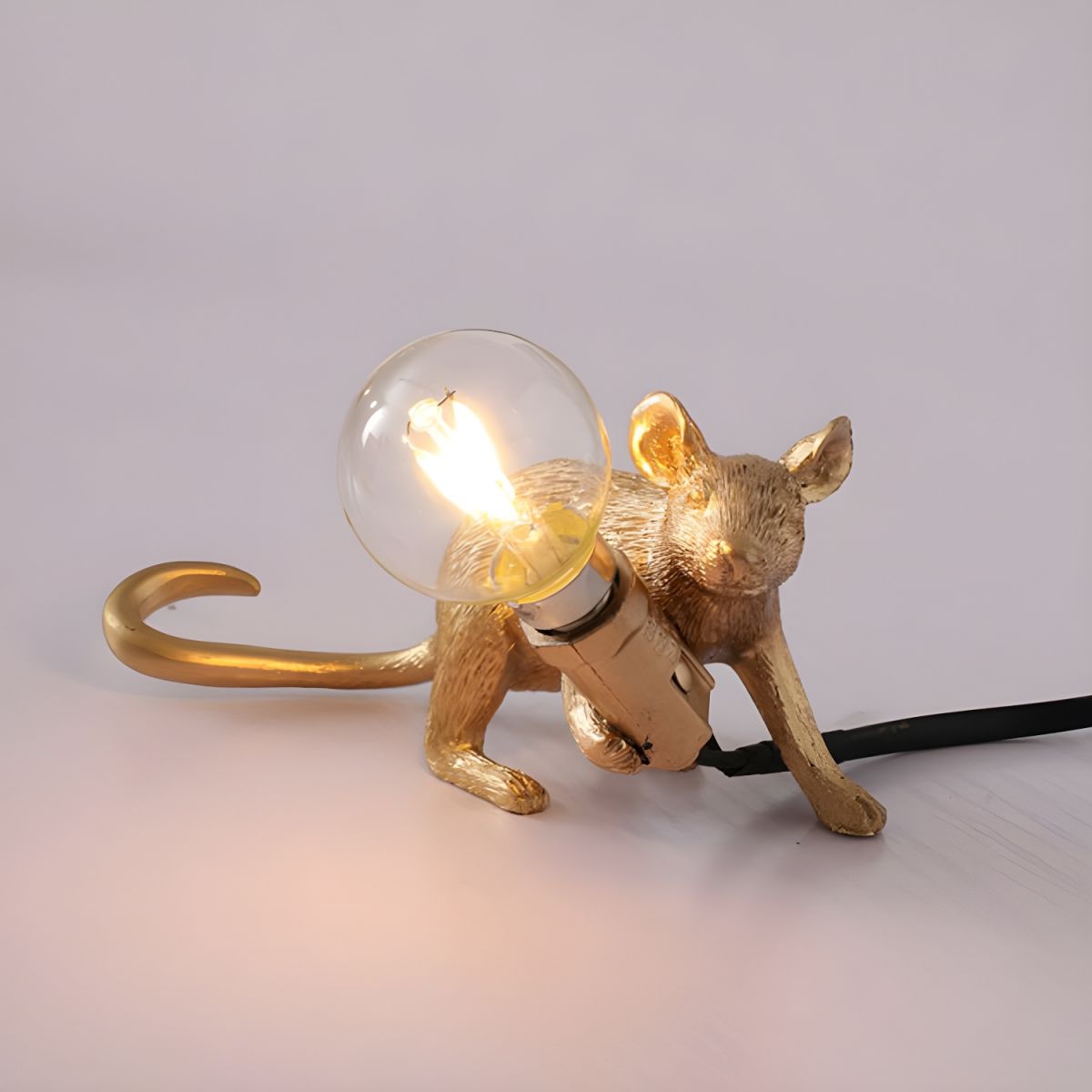 Nordic Style Gold Resin Mouse Table Lamp | Rattate