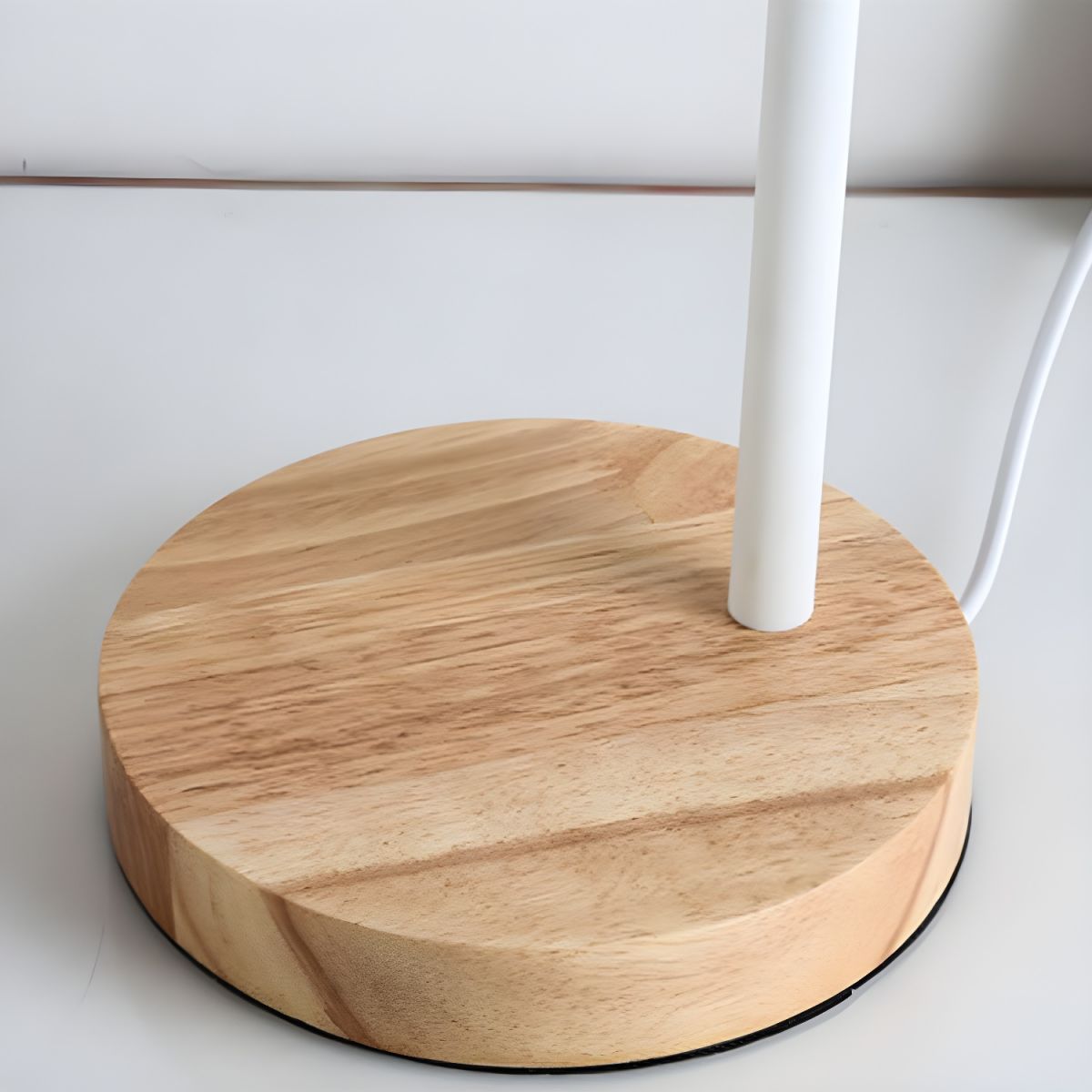 Nordic Style Table Lamp with Wooden Base | Norvella