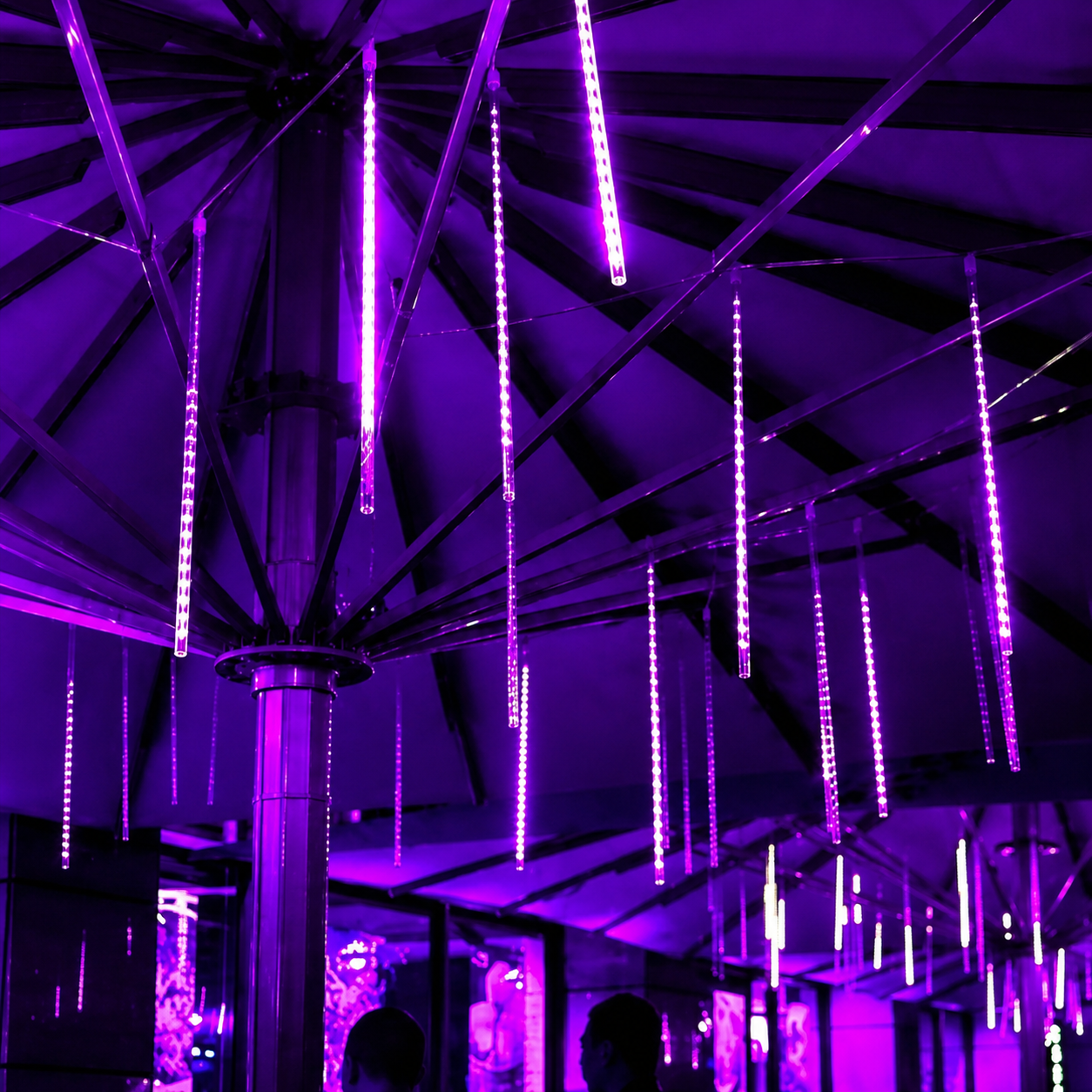 Outdoor LED Meteor Shower Curtain String Light | Pernico