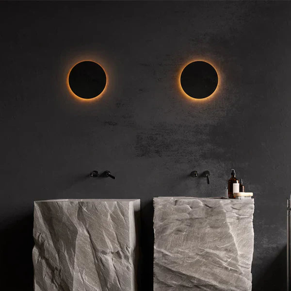 Outdoor LED Wall Light Metal Minimalist Design | Laviro