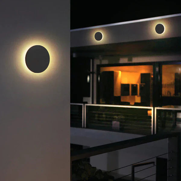 Outdoor LED Wall Light Metal Minimalist Design | Laviro