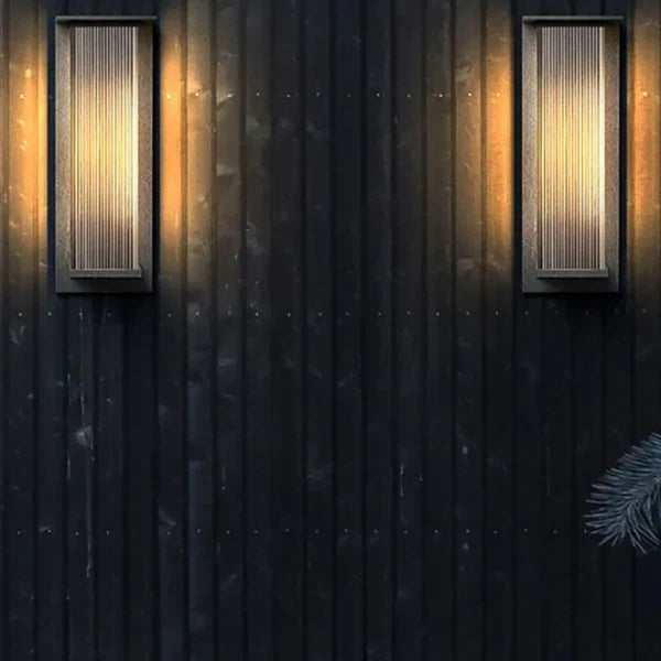 Outdoor Rectangular Wall Light Modern Metal Design | Solqen