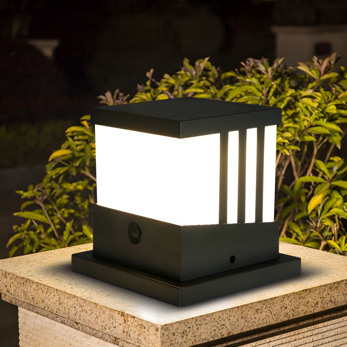 Outdoor Solar LED Cube Light Modern Style 3 Modes | Lornico
