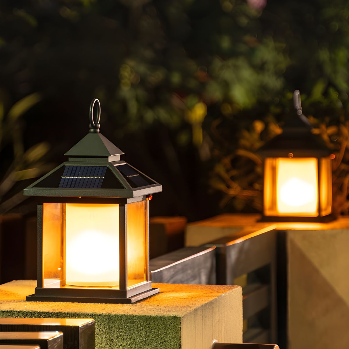 Outdoor Solar LED Metal Wall Light Rectangular Modern | Dorvexi