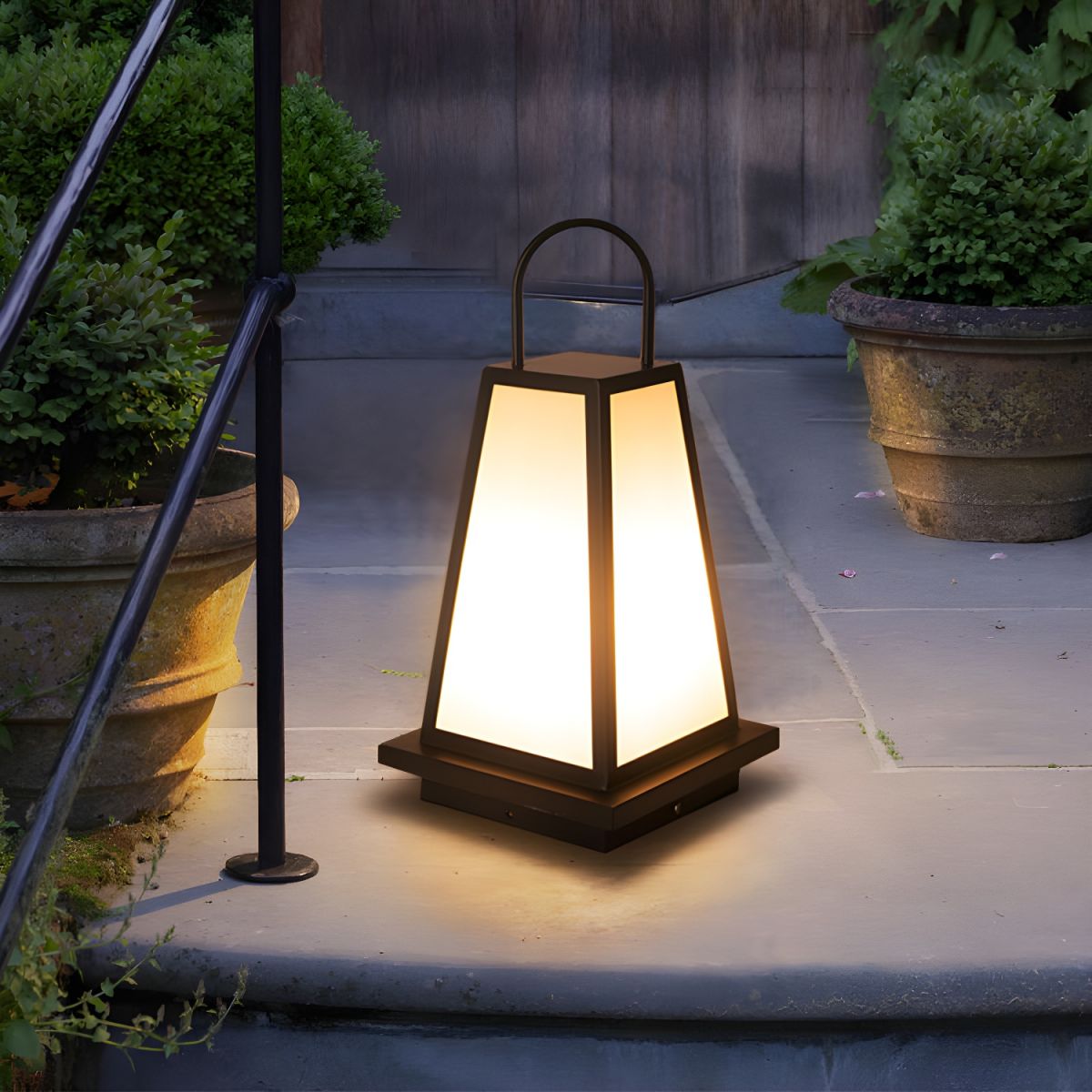 Outdoor Solar Metal Pillar Lamp Waterproof LED Light | Invero