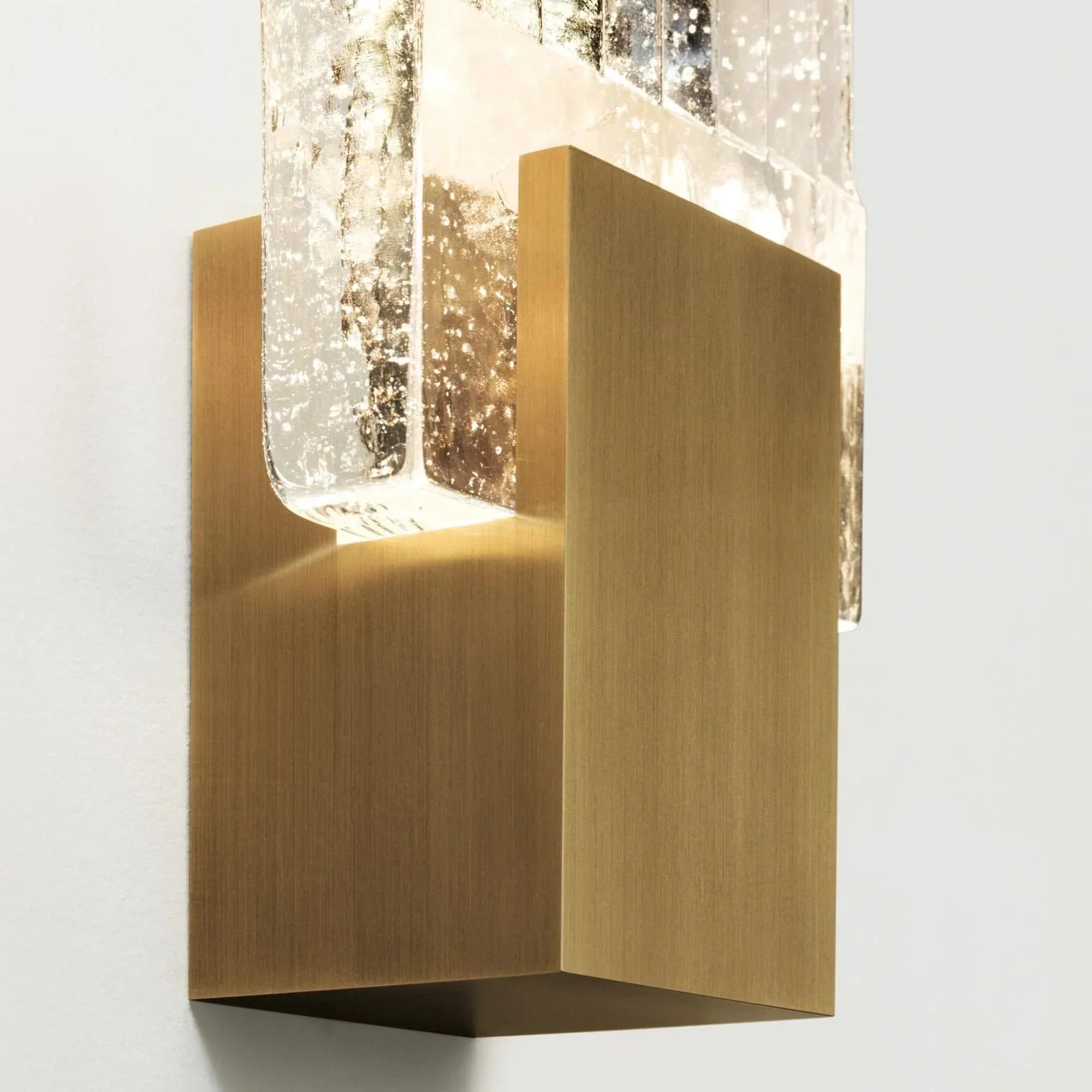 Pleated Crystal LED Wall Sconce Light | Prismor