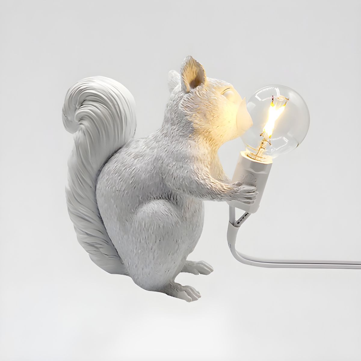 Resin Squirrel Table Lamp Nordic Art Deco Style | Ortivo