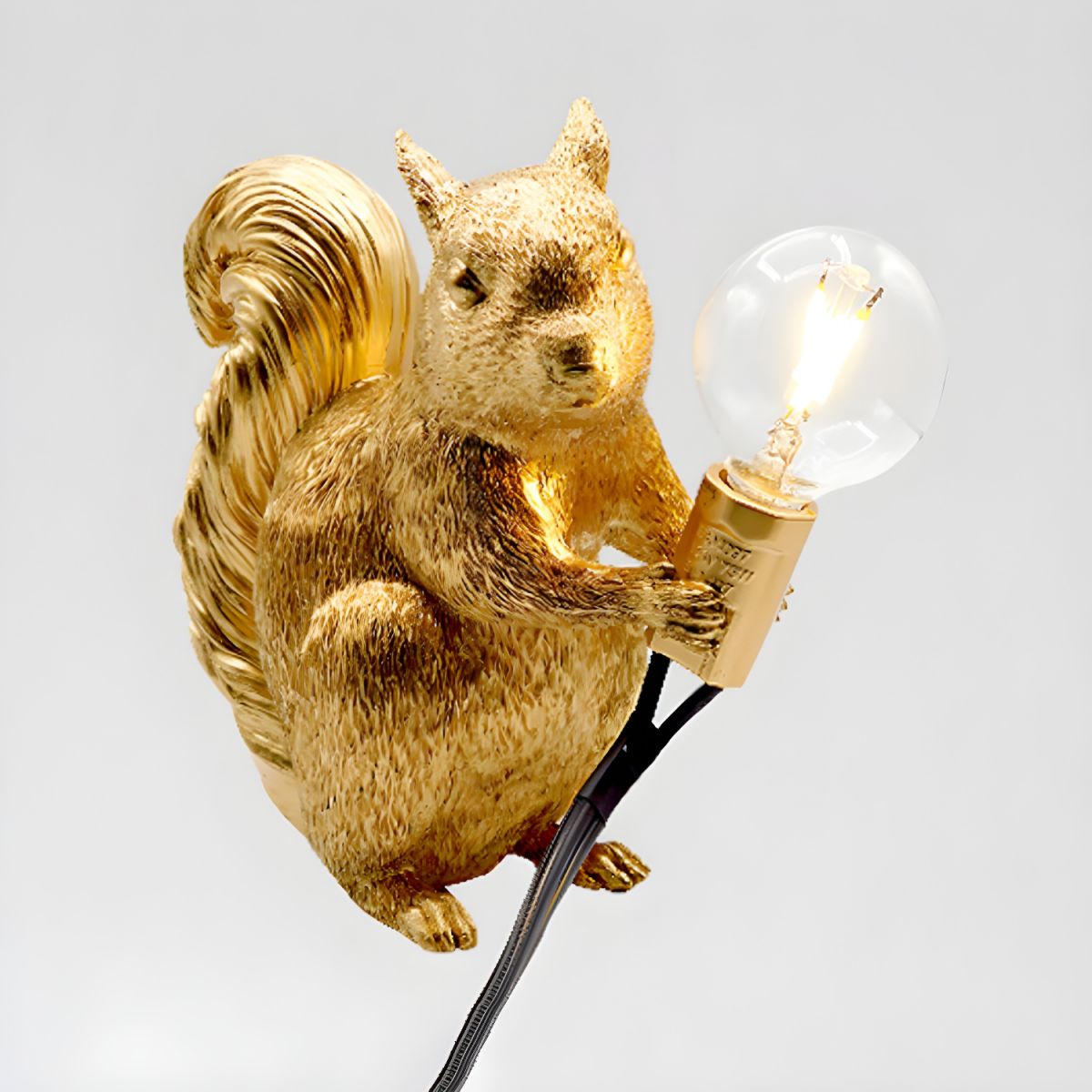 Resin Squirrel Table Lamp Nordic Art Deco Style | Ortivo