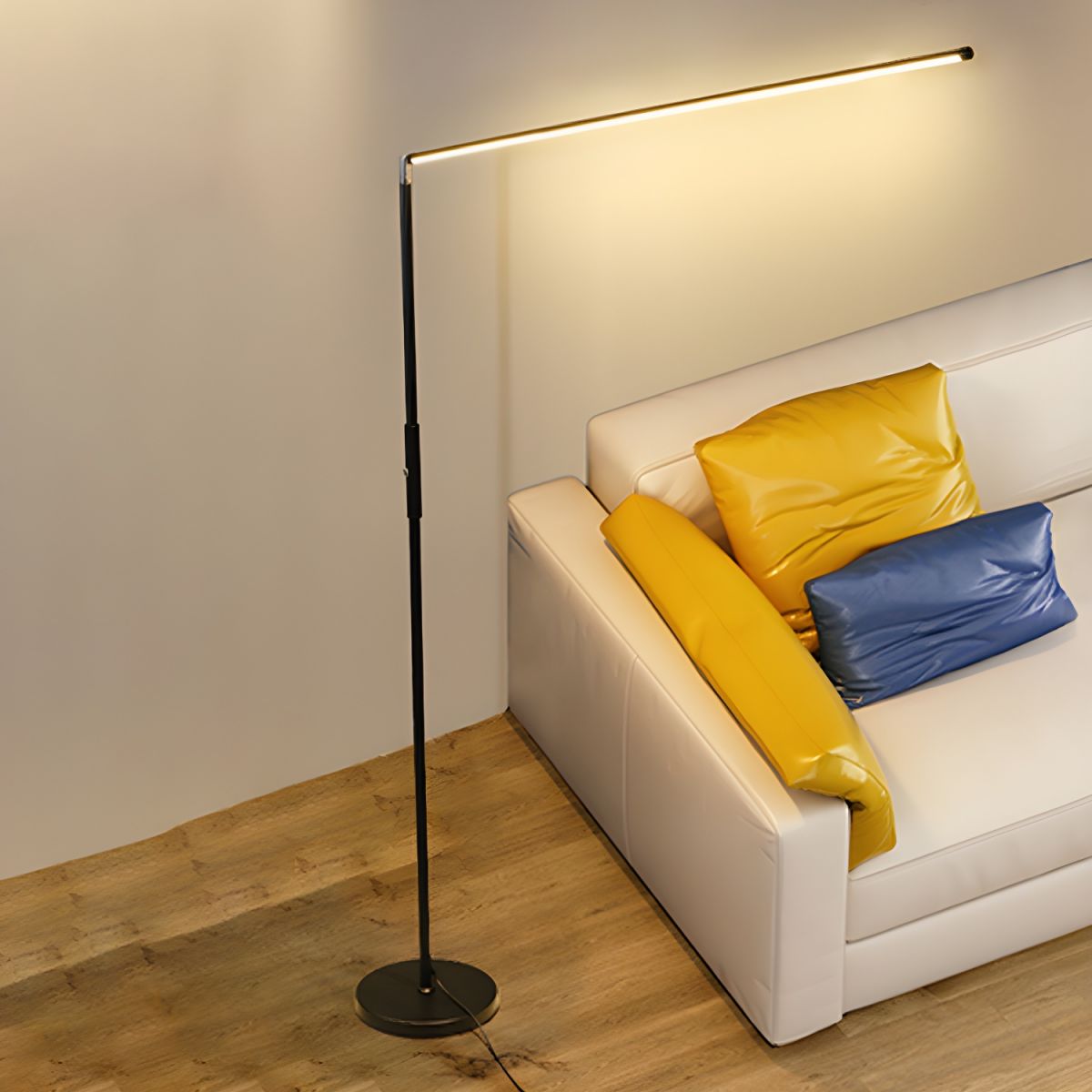Sleek Metal Linear Floor Lamp for Modern Spaces | Brinova
