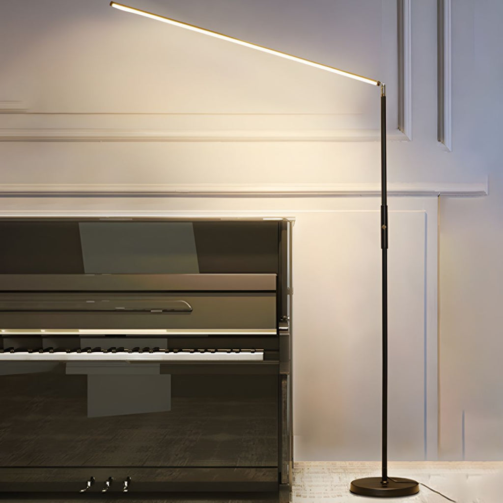 Sleek Metal Linear Floor Lamp for Modern Spaces | Brinova