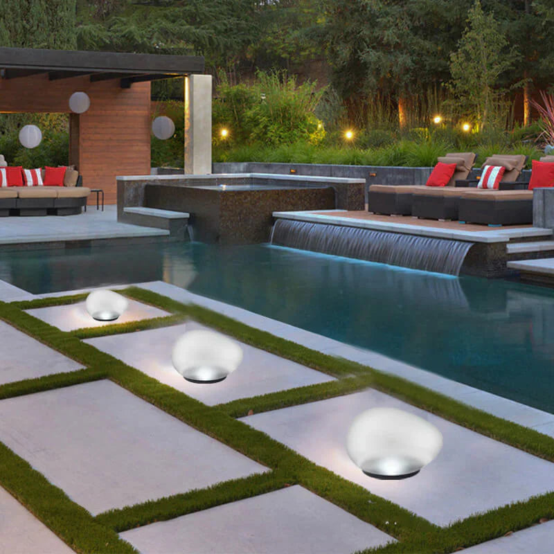 Solar Frosted Globe Outdoor Ground Light | Xelnora