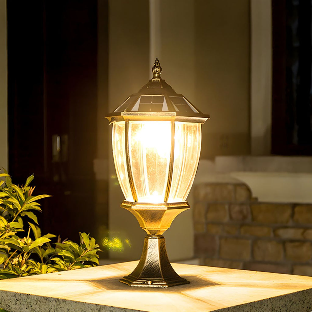Solar Outdoor Pier LED Light in Classic Design | Nelvaro
