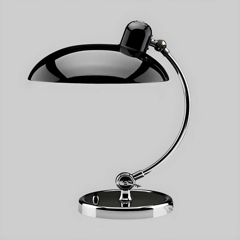Vintage Metal Shade Table Lamp | Rovelle