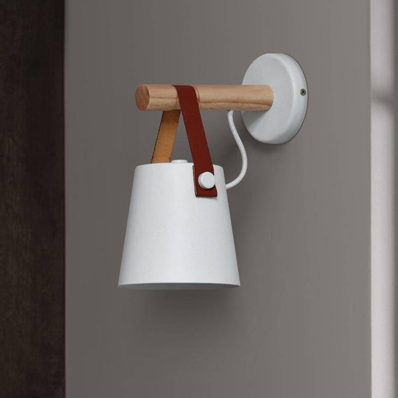 Wooden Scandinavian LED Wall Light with Shade | Woodlyn